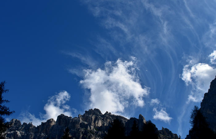 Val di Zoldo - sentiero salita al rifugio Casera Bosconero dal lago di Pontesei