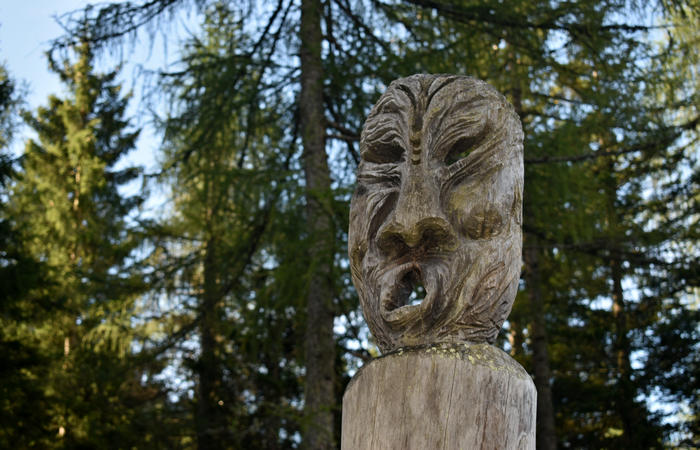Val di Zoldo - sentiero salita al rifugio Casera Bosconero dal lago di Pontesei