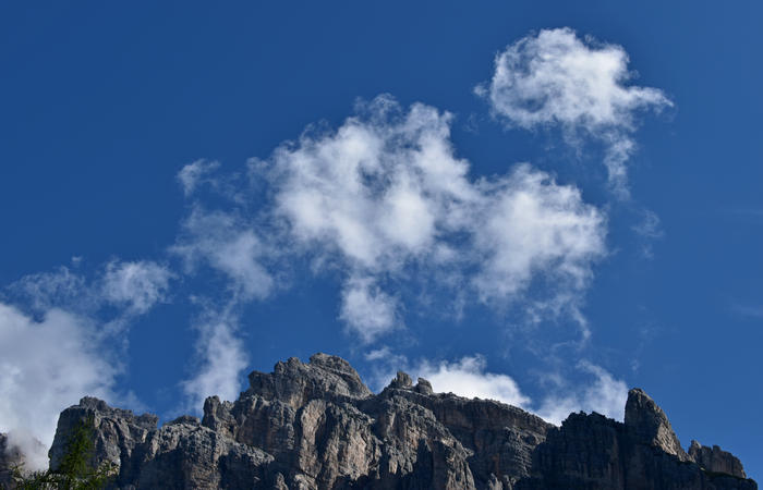 Val di Zoldo - sentiero salita al rifugio Casera Bosconero dal lago di Pontesei