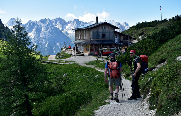 escursione Misurina Col de Varda rif. Citta di Carpi agriturismo malga Maraia, Cadini di Misurina Auronzo Cadore Dolomiti Tre Cime di Lavaredo