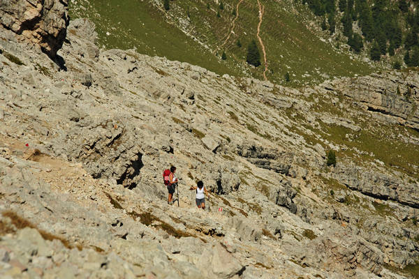 giro dei SetSass con salita a Cima SetSas, passo Valparola rifugio Pralongia