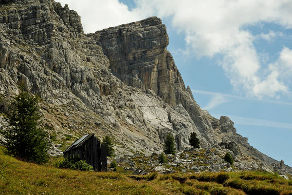 giro dei SetSass con salita a Cima SetSas, passo Valparola rifugio Pralongia