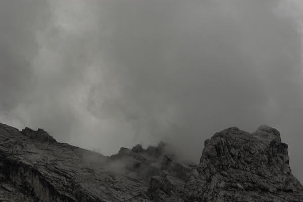 Dolomiti Antelao Val d'Oten Praciadelan Capanna Alpini Cascata Pile