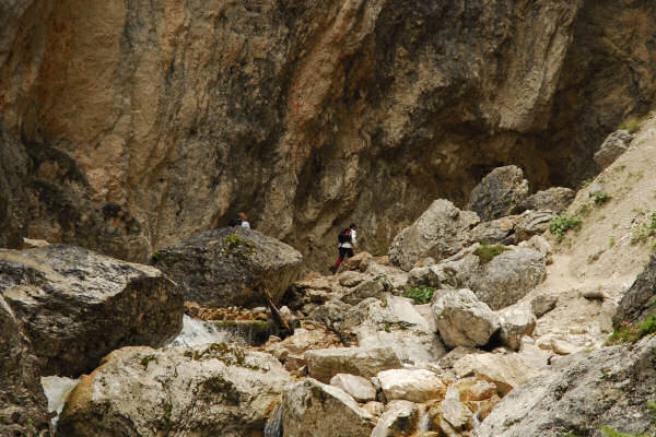 Dolomiti Antelao Val d'Oten Praciadelan Capanna Alpini Cascata Pile