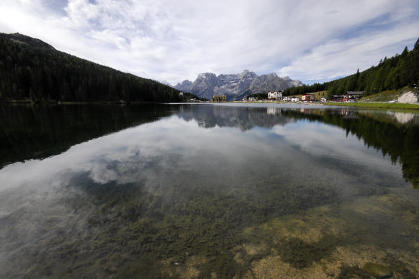 Auronzo di Cadore, lago di Misurina alle Tre Cime di Lavaredo e il Sorapiss
