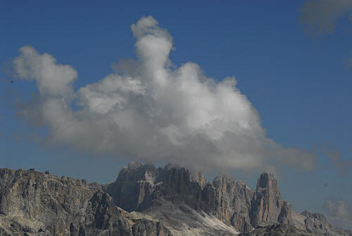 salita al monte Pore da Fedare, strada del passo Giau, Colle Santa Lucia