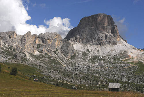 salita al monte Pore da Fedare, strada del passo Giau, Colle Santa Lucia