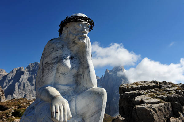 Trekking del Cristo Pensante, passo Rolle