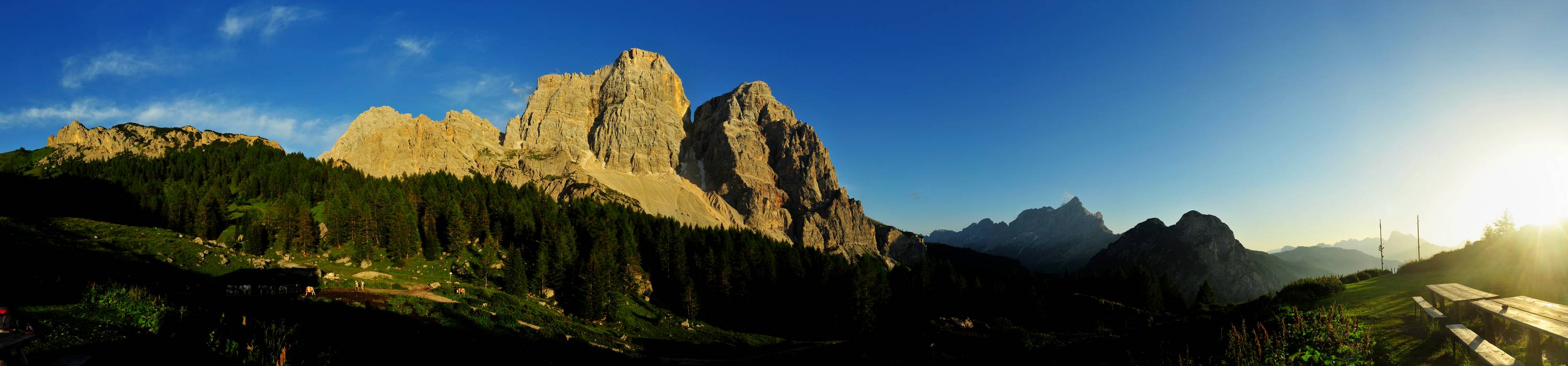 dal rifugio Città di Fiume verso il Pelmo-Pelmetto