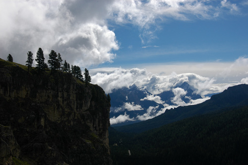 Tofana di Rozes - strada Col dei Bos