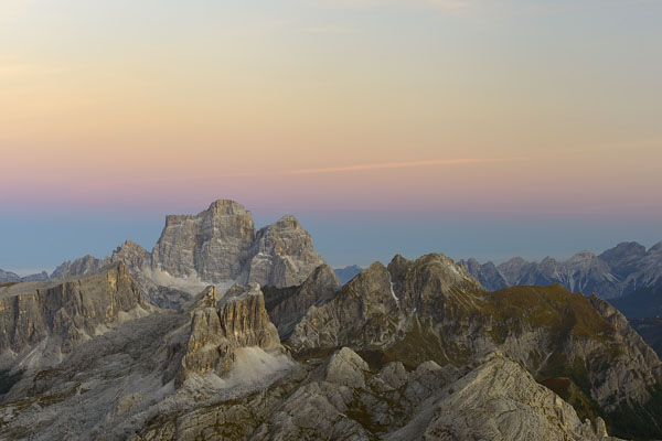 foto alba tramonto nelle Dolomiti dal Lagazuoi Piccolo