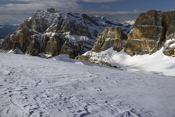 tramonto, notte e alba invernali dal Lagazuoi Piccolo verso le Dolomiti Ampezzane