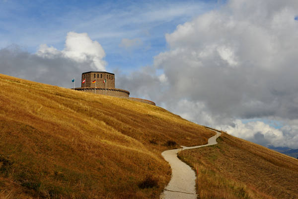 Dolomiti, passo Pordoi, Sacrario Militare Germanico del Pordoi