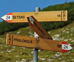 giro dei SetSass con salita a Cima SetSas, passo Valparola rifugio Pralongia