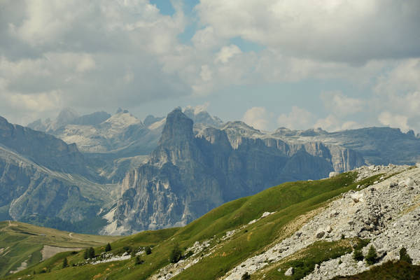 giro dei SetSass con salita a Cima SetSas, passo Valparola rifugio Pralongia
