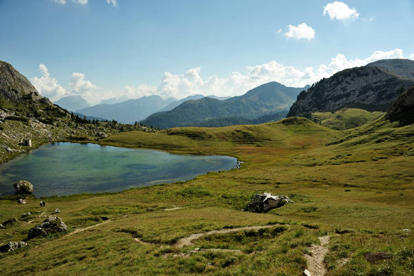 giro dei SetSass con salita a Cima SetSas, passo Valparola rifugio Pralongia
