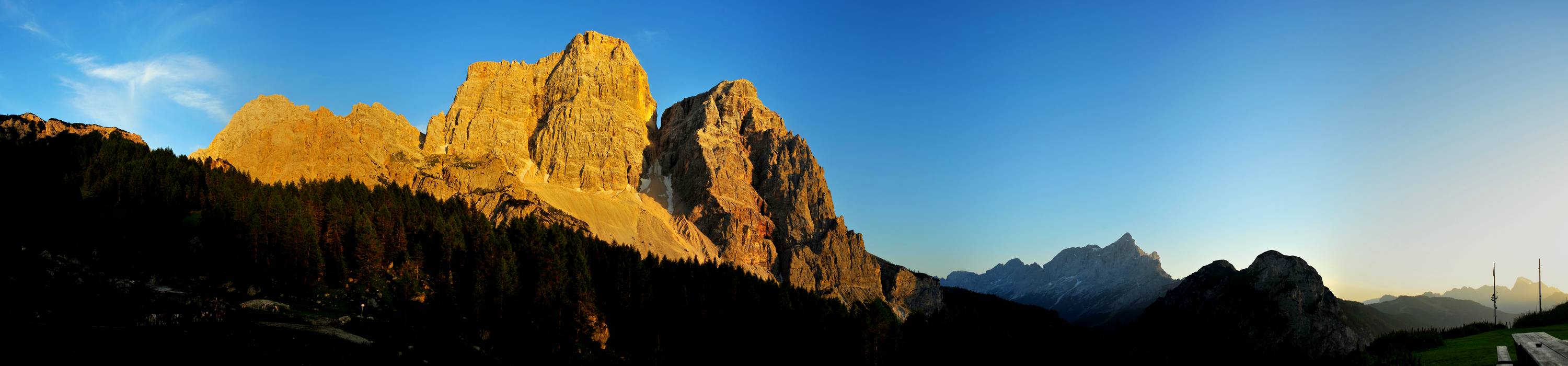 dal rifugio Città di Fiume verso il Pelmo-Pelmetto