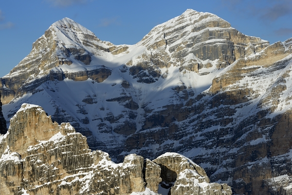 tramonto, notte e alba invernali dal Lagazuoi Piccolo verso le Dolomiti Ampezzane