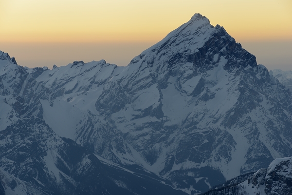 tramonto, notte e alba invernali dal Lagazuoi Piccolo verso le Dolomiti Ampezzane