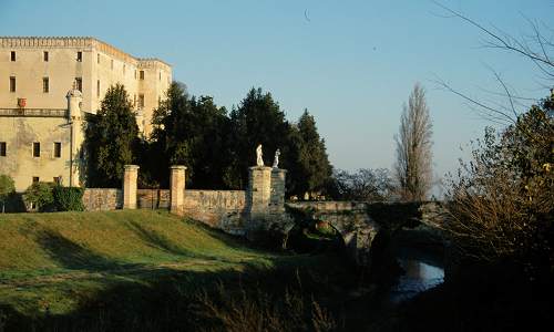 Battaglia Terme, Castello del Catajo