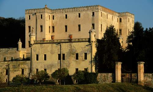 Battaglia Terme, Castello del Catajo