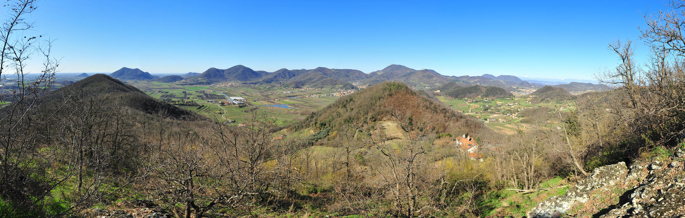 Sentiero delle Creste al Monte Ceva, Battaglia Terme cava monte Croce Ferro di Cavallo - Colli Euganei