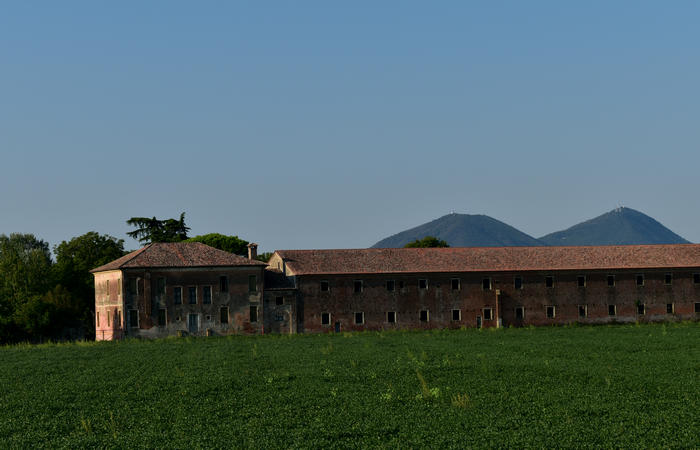 Colli Euganei campagna euganea fiume Bacchiglione, giro cicloturistico Monteortone Monterosso Castello San Martino dela Vaneza Cervarese Santa Croce Praglia