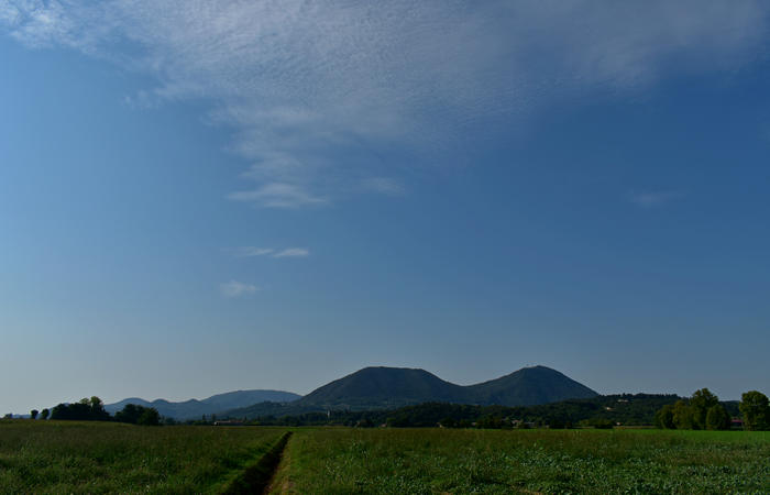Colli Euganei campagna euganea fiume Bacchiglione, giro cicloturistico Monteortone Monterosso Castello San Martino dela Vaneza Cervarese Santa Croce Praglia