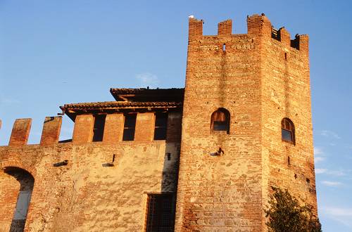 Lozzo Atestino: Castello di Valbona