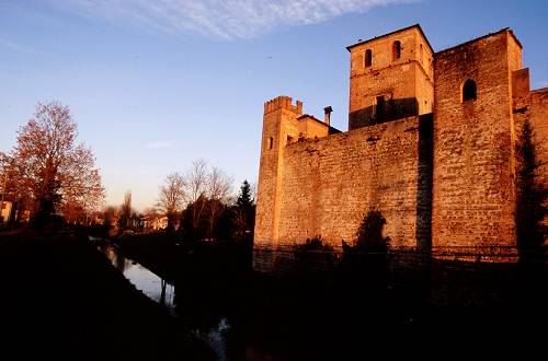 Lozzo Atestino: Castello di Valbona