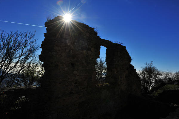 ruderi ex monastero Olivetani sul Monte Venda nei Colli Euganei