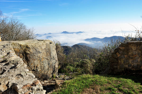 ruderi ex monastero Olivetani sul Monte Venda nei Colli Euganei