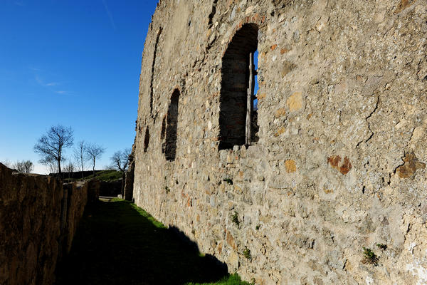 ruderi ex monastero Olivetani sul Monte Venda nei Colli Euganei