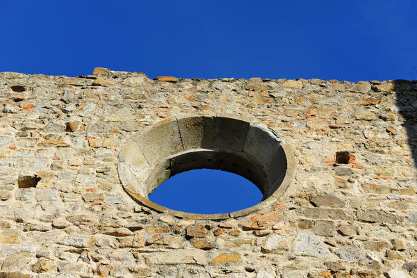 ruderi ex monastero Olivetani sul Monte Venda nei Colli Euganei
