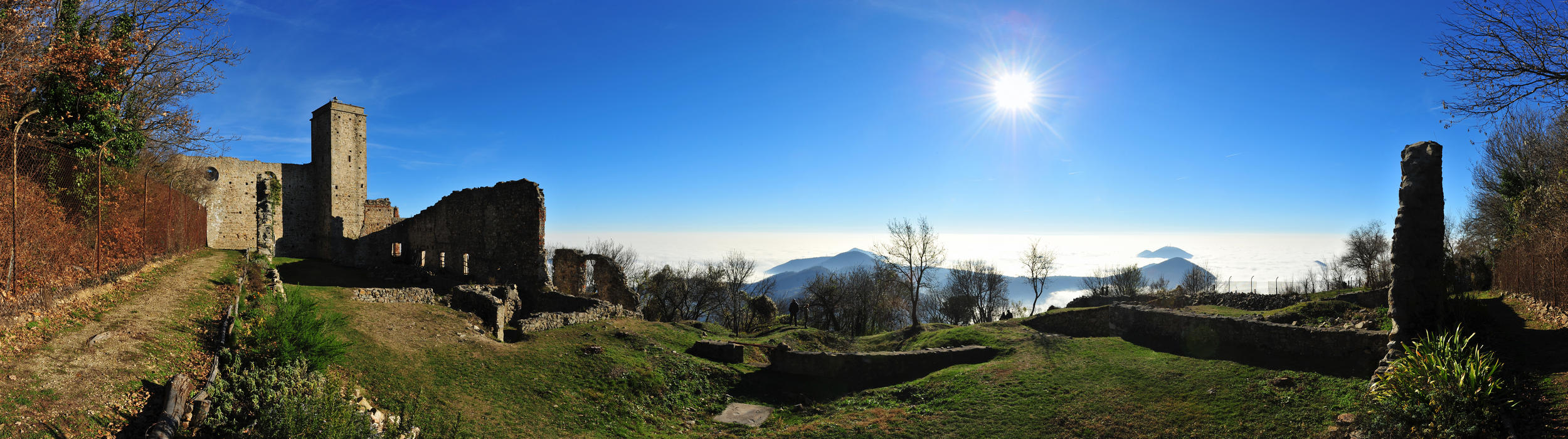 ruderi del Monastero Olivetani al Monte Venda, Colli Euganei, Padova