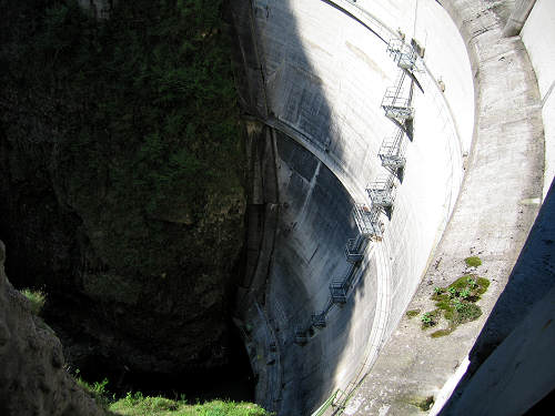 diga del Lago di Corlo - Rocca di Arsié