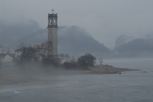 Lago del Corlo alla Rocca di Arsié, foto invernale