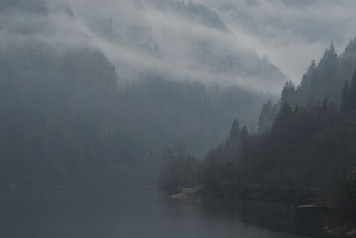 Lago del Corlo alla Rocca di Arsié, foto invernale