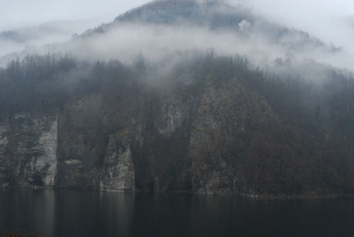 Lago del Corlo alla Rocca di Arsié, foto invernale