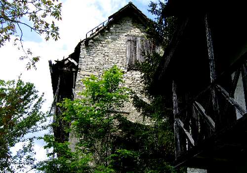 Carazzagno - Rocca d'Arsié