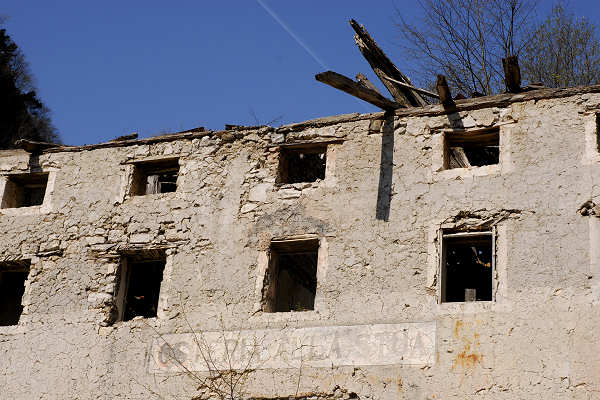 Sospirolo, valle di Mis, f.lla Franche, Agordo, Vedana