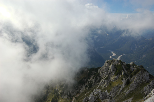Cima Cacciatore verso la Val Saisera