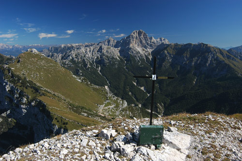 croce di vetta del monte Borga