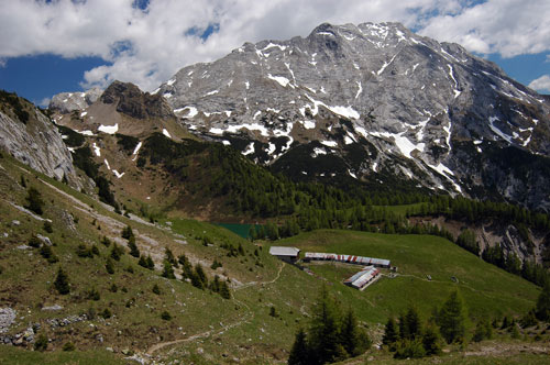 casera Bordaglia di Sopra e monti di Volaia