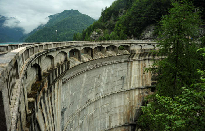 diga Lumiei lago Sauris