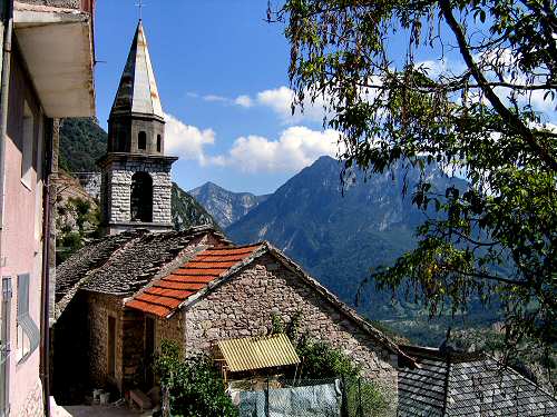 Casso nella valle di Vajont - Erto e Casso e la diga di Vajont