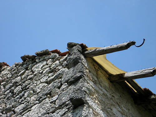 l'antico paese di Casso nella valle del Vajont - Erto e Casso