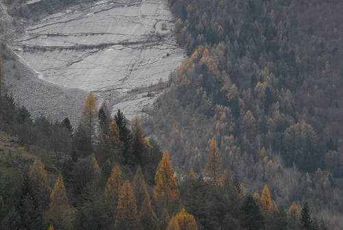 Diga del Vajont, Longarone Erto e Casso