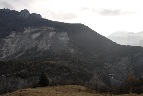 Frana del monte Toc nella valle del Vajont - Erto e Casso e la diga di Vajont