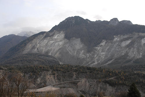 Frana del monte Toc nella valle del Vajont - Erto e Casso e la diga di Vajont